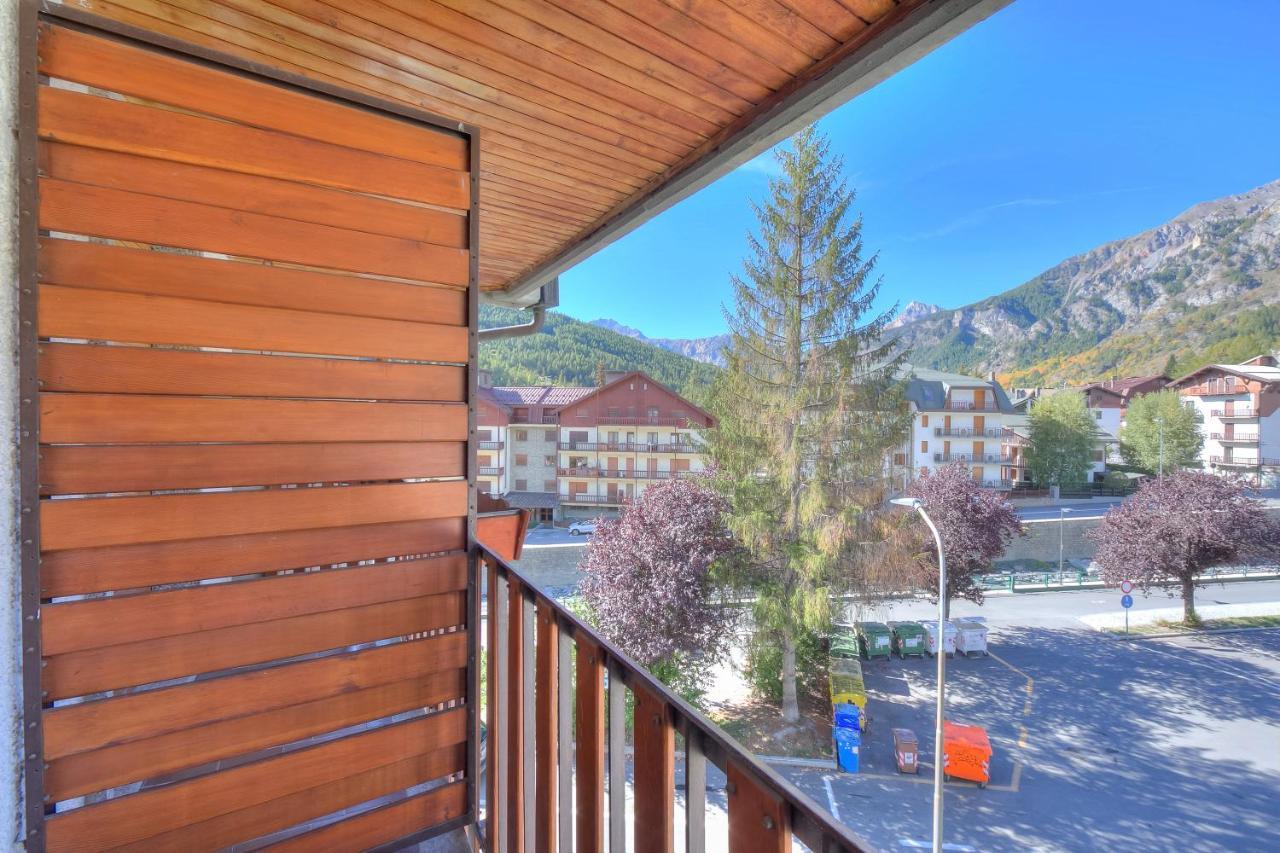 Il Rododendro City Center - Happy Rentals Bardonecchia Exterior photo