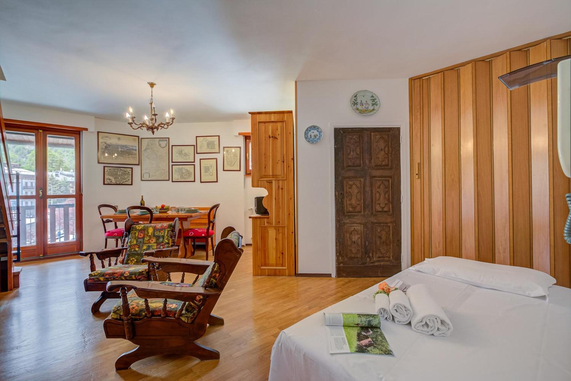 Il Rododendro City Center - Happy Rentals Bardonecchia Exterior photo